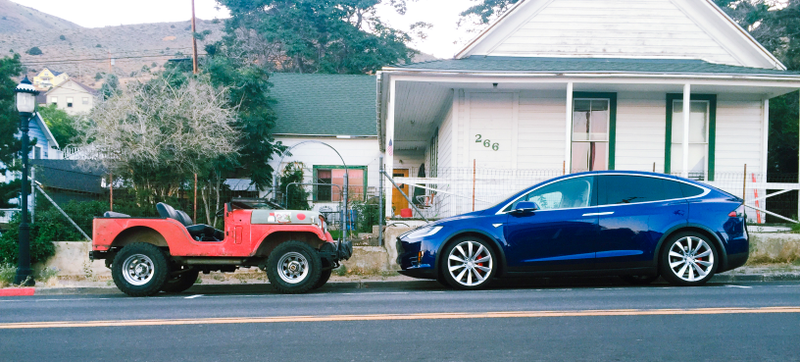 Illustration for article titled The Tesla Model X Is The Best Minivan $150,000 Can Buy